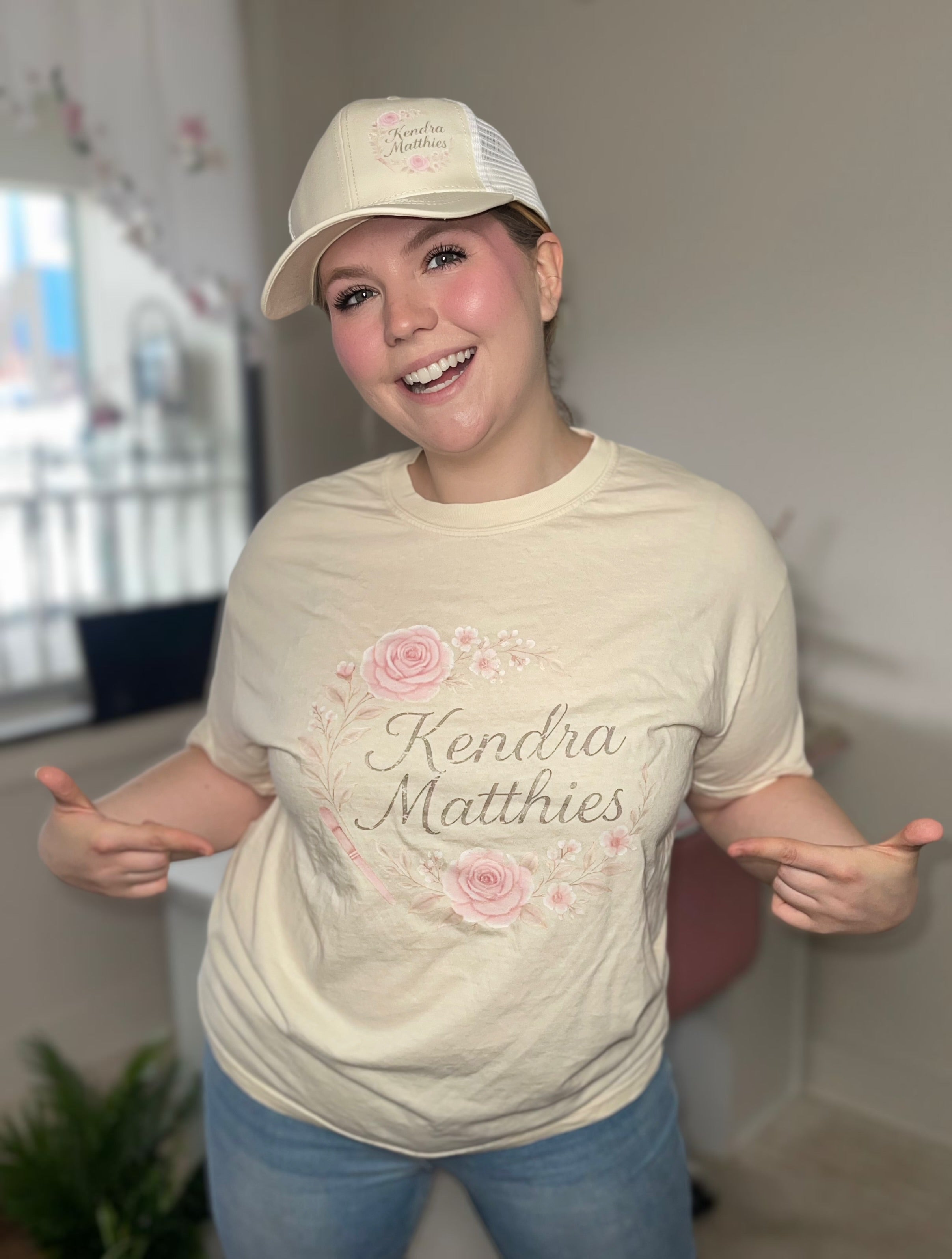 Kendra Matthies Signature Design🌸T-Shirt - Made with Heart. Worn with Confidence. The Branded Salon