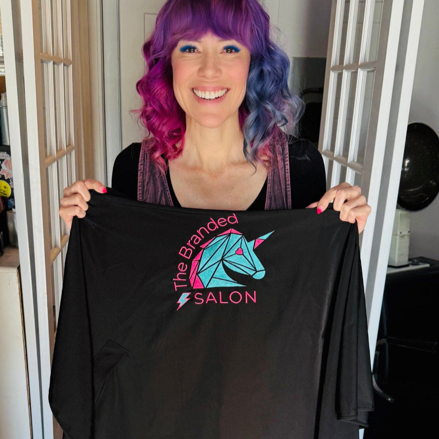 MANE SQUEEZE BLEACH PROOF PRECISION CUTTING/COLOR CAPE BLACK