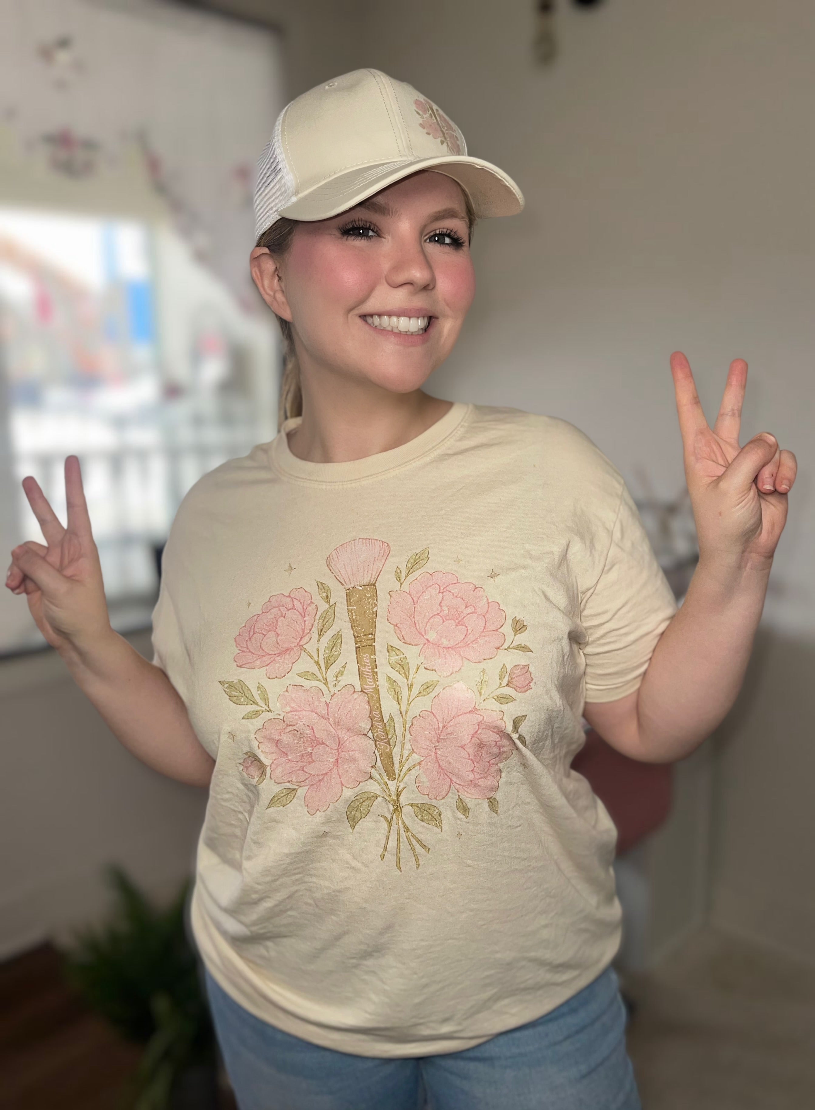 Kendra Matthies Brush Bouquet💄T-Shirt - Made with Heart. Worn with Confidence.